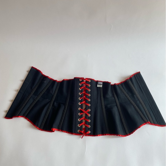 North Bound Leather Women’s Satin Red Underbust Cincher / Corset - Picture 10 of 13